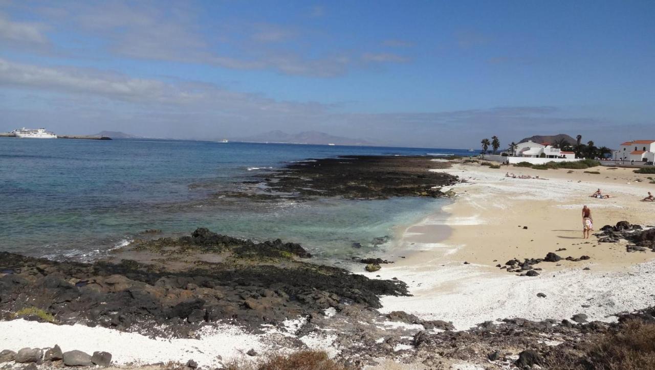 Villa La Maja Beachfront Corralejo Bagian luar foto